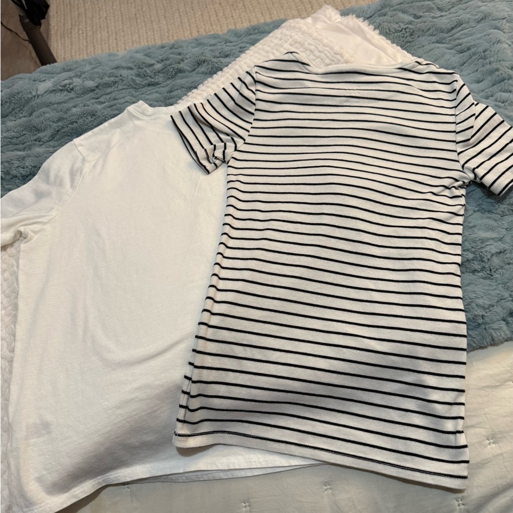A New Day Bundle of T-Shirts Small and Extra Small - Picture 2 of 6